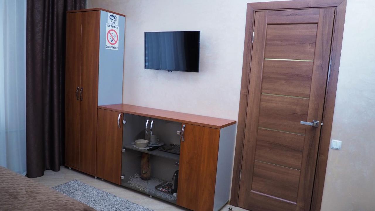 Hotel "Nizhyn" Zewnętrze zdjęcie